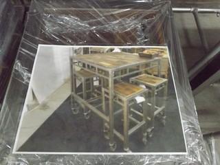 5 Piece Dining Room Set (39 1/2"x39 1/2")