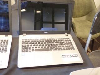 Acer Aspire F15 Laptop Computer w/ Intel Core i5 7th Generation and Powercord. **LOCKED NO PASSCODE AVAILABLE**