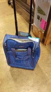 American Tourister - Compass - Undersea - Pull Behind Soft Sided