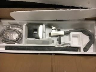 Freestanding Tub Filler Faucet - Chrome