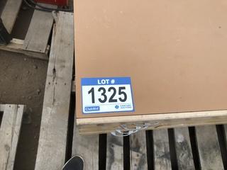 Wooden Counter w/Drawers (41 1/2"x30"x30")