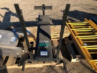 Weight Lifting Bench