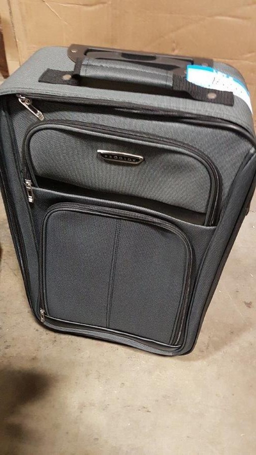 Toronto, ON - Unreserved Timed Online Auction - November 12 - Bidding Starts at $1 - Home, Décor, Electronics, Luggage, Patio, Garden & Yard Clearance