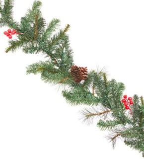 Gluckstein Home-Aspen Charm-Pre Lit Idaho Garland With Berries (9ft.)-As Is