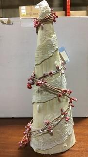 Gluckstein Home-Christmas D?cor- Wooden Tree With Berries- Floor Display