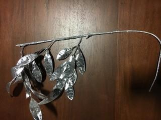 Gluckstein Home- Silver Leaf Branch D?cor-Floor Display