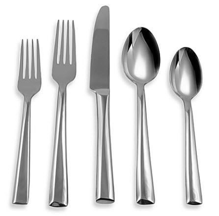 Toronto, ON - Unreserved Timed Online Auction - November 12 - Bidding Starts at $1 - Home, Décor, Electronics, Luggage, Patio, Garden & Yard Clearance