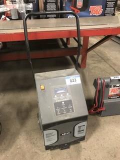 Solar Pro-Logix Battery Charger/ Engine Starter **LOCATED IN EDMONTON** 