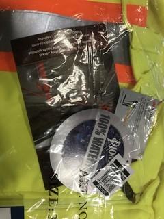 Lot of (2) Pioneer High Visability Work Hoodies, Size: XXXL **LOCATED IN EDMONTON** 