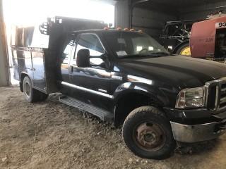 2006 Ford F350 SD XLT 4x4 DRW Extended Cab Service Truck. Powerstroke Diesel Engine, Automatic Transmission, Tool Box, Metal Racks, Work Lights, Hidden Hitch. Showing 234,451kms. VIN 1FTWX33P66EA40031. **WORK ORDERS AVAILABLE**