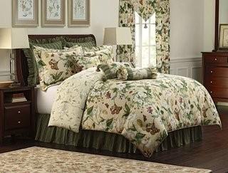 Royal Heritage Home Williamsburg 4 Piece Comforter Set (RHH1204_22042338)-Queen