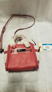 Coach - Pink Small Ladies HandBag - GVT COH SWG 21