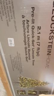 Gluckstein Home - 7' - Lincoln Xmas Tree - Pre-Lit 250 lights- 8907 1408