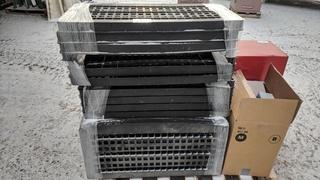 Quantity of Plastic Shelves 35"x17"