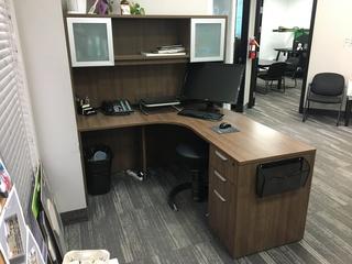 2'x6' L-Shaped Desk c/w Stack On