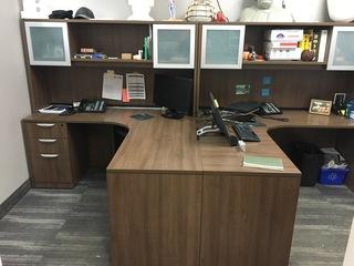 2'x5-1/2' L-Shaped Desk c/w Stack On