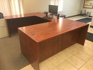 3'x6' U-Shaped Office Desk c/w Filing Cabinet