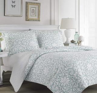 Laura Ashley 207060 Blue Reversible Quilt Set, King, Floral, Mia