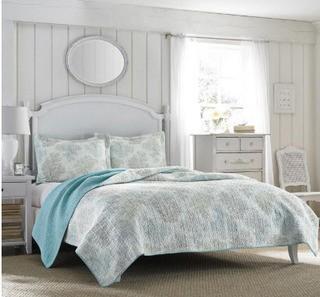 Laura Ashley Saltwater 3 PieceReversible Queen Quilt Set in Blue