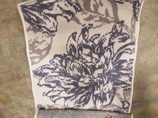 Century 8023/FK9-1 60cm x 90cm rug