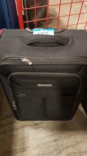 Westjet Blk Soft Sided Spinner Luggage 24" 