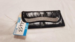 Ladies Blk/Rhinestone Clutch Purse - No straps