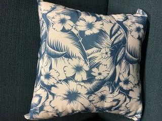 Floral Throw Pillow 