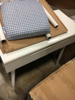 White Make Up Vanity Table, Some Scratches 