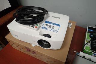 Benq MS524AE SVGA Digital Projector w/ Remote. 