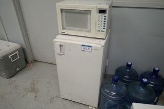 Lot of Sanyo Bar Fridge and Danby Designer Microwave. 