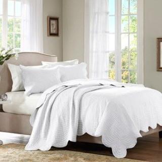 Stancil Reversible Coverlet Set Queen, White