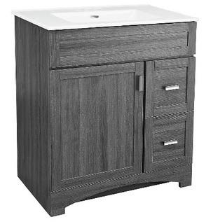 GLACIER BAY?Rocara 30-inch W Vanity in Grey with Vitreous China Top in White and Rectangular Basin As Is