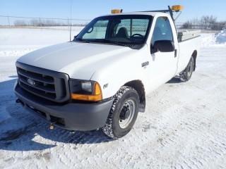 2000 Ford F-250, Regular Cab, Showing 250,636 KMS. VIN# 1FTNF20L0YEE03369