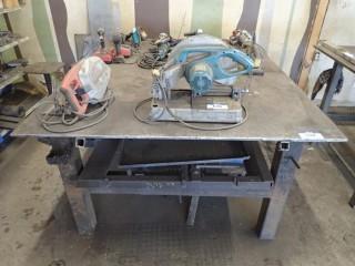 6'X6' Metal Shop Table C/W Contents On Bottom Only