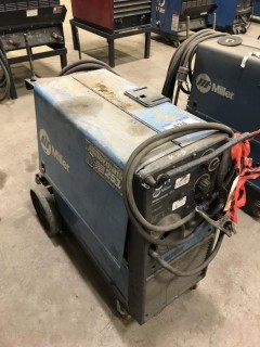 Miller Millermatic 251 MIG Welder. S/N LF510733B