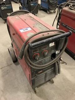 Lincoln 350 MP Power MIG Welder. S/N U1050104225