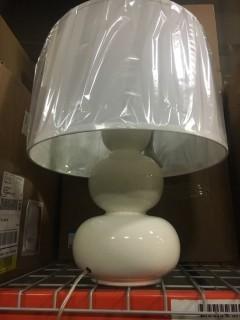 Three Sphere Table Lamp, White 