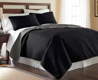 Stotts 3 Piece Reversible Coverlet Set King, Black/Grey