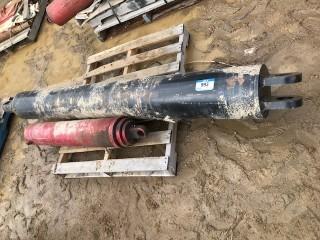 (2) Hydraulic Cylinders