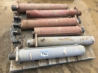 Qty of Hydraulic Cylinders