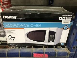 Danby Designer DMW799W 700w Microwave Oven