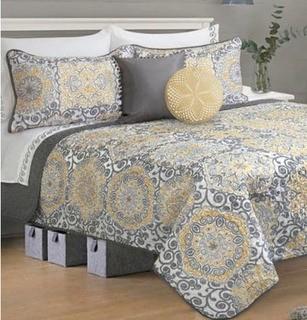 Safdie & Co. Jenson 300-Thread Count 3-Piece Quilt Set, Queen