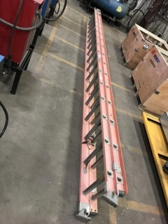 32' Fiberglass Extension Ladder