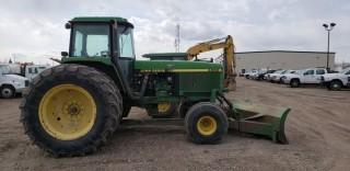 1992 John Deere 4960 2WD Tractor c/w Front Blade, Hyd Outlets, PTO, Cab, 16.5-16.1 Frt, 20.8-42 Rear Duals, Showing 1,244 HRS. S/N RW4960P001491. Unit 49