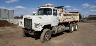 1988 Mack RD688S T/A Dump Truck, c/w 6 Cyl, 8 Speed Transmission, 15' Box w/ Tarp, Showing 51,479 KMS, 4,601 HRS. VIN# 2M2P141Y8JC006402. Unit 1 **Damage To Hood, Front Bumper Missing**