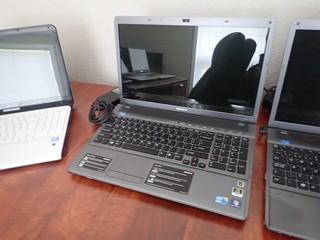 Sony VPCF121FD Laptop Computer w/ Powercord. **NOTE: NO HARDDRIVE, LOCATED IN MILK RIVER**