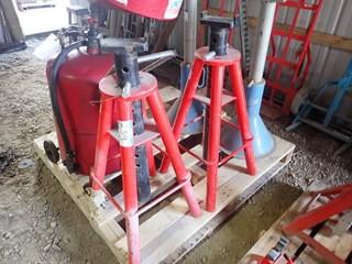 Lot of 2 Norco 10-Ton Jack Stands. **LOCATED IN MILK RIVER**