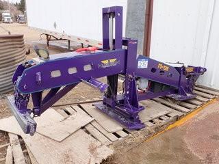 2015 Pro Tote 8 Elite Fifth Wheel Mounted Tow Unit w/ Remote Controls and Light Bars. **LOCATED IN MILK RIVER**