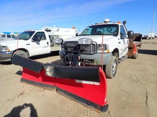 2003 Ford F350 Super Duty XL Regular Cab 1-Ton DRW 4x4 Deck Truck. Powerstroke Diesel Engine, 5-Speed Transmission, Boss 9'2" Power-V DXT V-Blade Snow Plow w/Remote, Qualcomm Omnitracs MCP200 GPS System, Stake Side Deck, Flip-up Gooseneck Hitch, Power Tailgate,  Showing 368,227kms, CVIP Expired 03/19. VIN 1FDWF37P23ED40993. **LOCATED IN MILK RIVER**