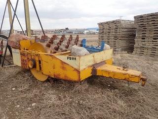 Vibro 10,000lbs Pull Behind Sheepsfoot Packer. 6'x4' Drum. SN 43CF153. **LOCATED IN MILK RIVER**